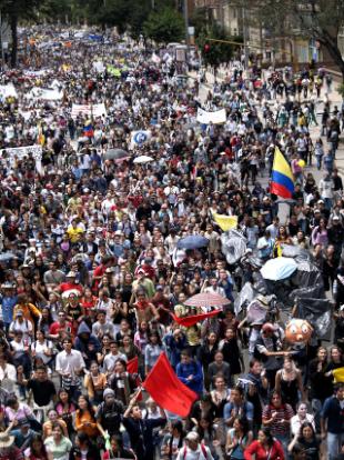 Colombia &eacute; o pa&iacute;s m&aacute;is represor cos movementos sindicais