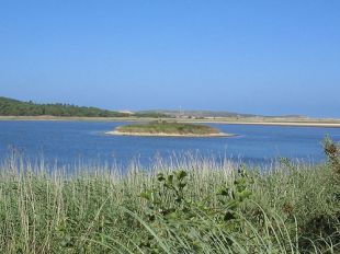 Lagoa da Frouxeira / Flickr: Vorjales