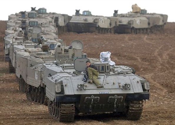 Tanques do Ex&eacute;rcito israel&iacute; invaden Gaza