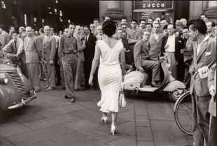 Mario de Biasi, Os italianos xiran, 1954